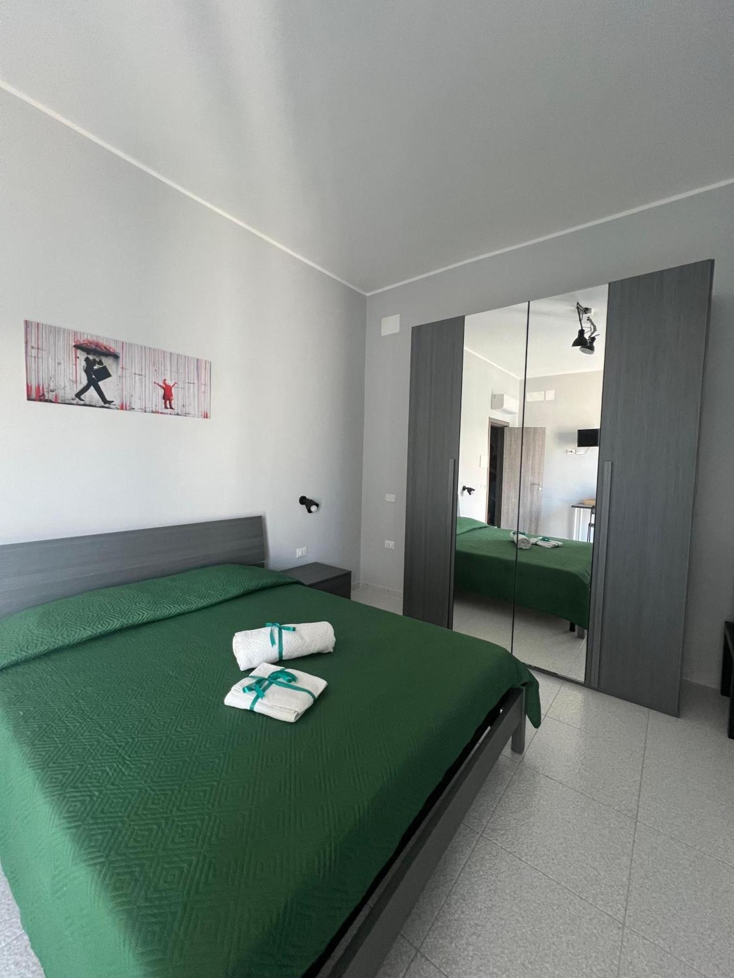 Settetrequattro Rooms Syracuse Екстер'єр фото